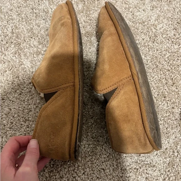 UGG Tan Sheepskin Romeo Men's Slipper Sz 10 - Picture 5 of 7